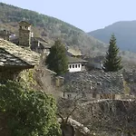 Bazoteva House
