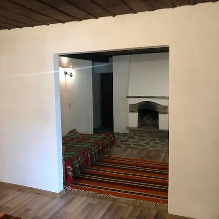 Bazoteva House Guest house Kovacevica